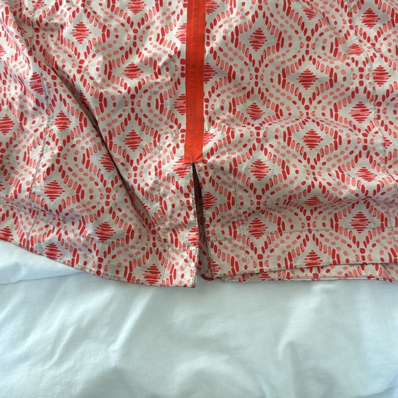 Mid-Length Prana Raincoat w/ synched waistband - Picture 7 of 7